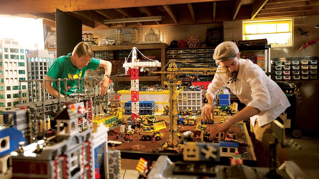Bước tiến Marketing từ nhà lãnh đạo thế giới đồ chơi LEGO: Vượt qua giới hạn của khối đồ chơi truyền thống