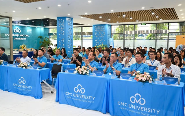 CMC ra mắt AI University