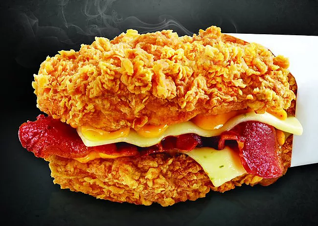 Những sáng tạo quái chiêu nhất của KFC trong quảng cáo- Ảnh 2.
