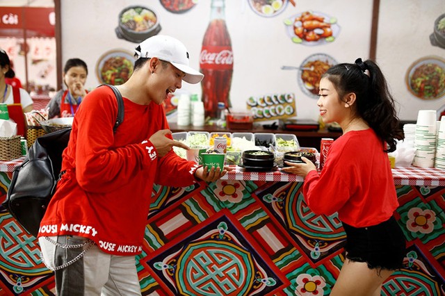 Chân dung khách hàng của Coca Cola