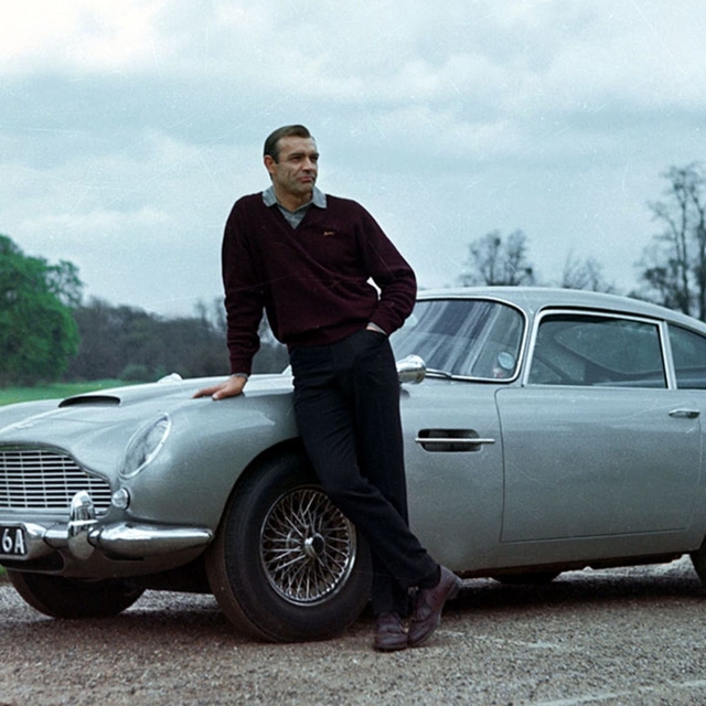Aston Martin định vị thương hiệu siêu xe cực đỉnh khi tài trợ cho các bộ phim về James Bond - Điệp viên 007