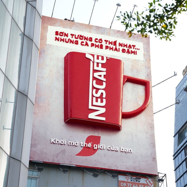 OOH bộ nhận diện mới của NESCAFÉ