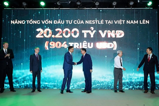 ĐẦU TUẦN ĐỌC GÌ: ChatGPT tốn hàng chục triệu USD vì người dùng nói “cảm ơn”- Ảnh 6. Nestlé đánh dấu hành trình 30 năm tại Việt Nam