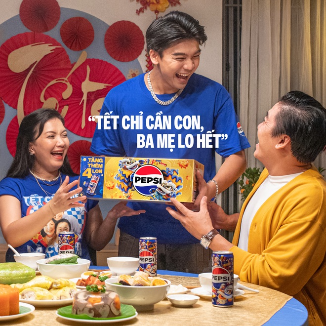 Chiến dịch Tết 2025 dần lộ diện: Coca-Cola & Pepsi cà khịa nhẹ, Bùi Công Nam tái xuất cùng Anlene, Home Credit gây bất ngờ- Ảnh 7.