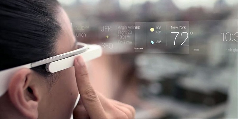 Augmented Reality là gì trong thế giới ngày nay - Google tung ra Google Glass vào năm 2013 (Ảnh: Internet)
