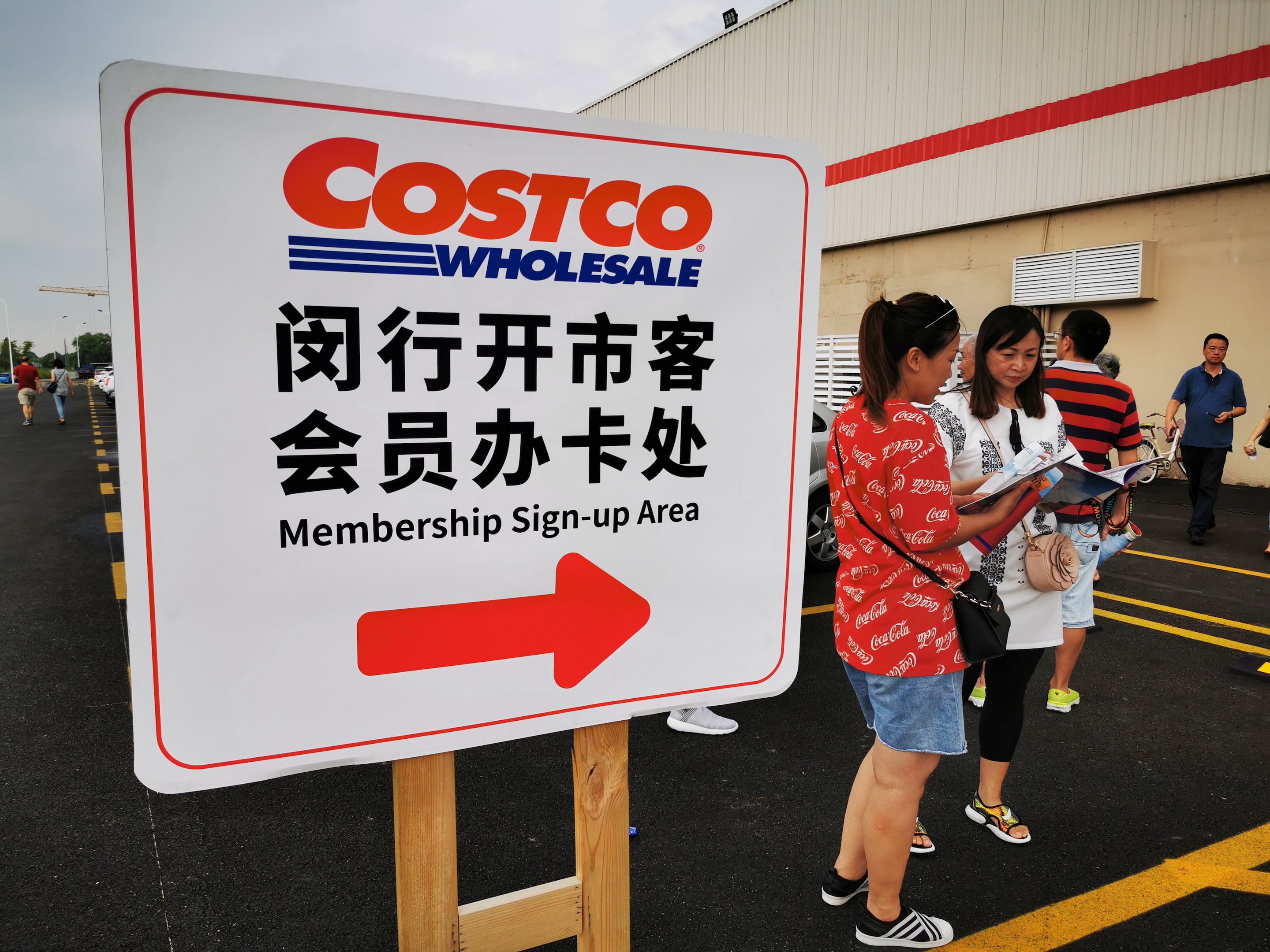 Thương hiệu bán lẻ Costco "lấy le" với người dân Trung Quốc khi vừa mới khai trương như thế nào?- Ảnh 3.