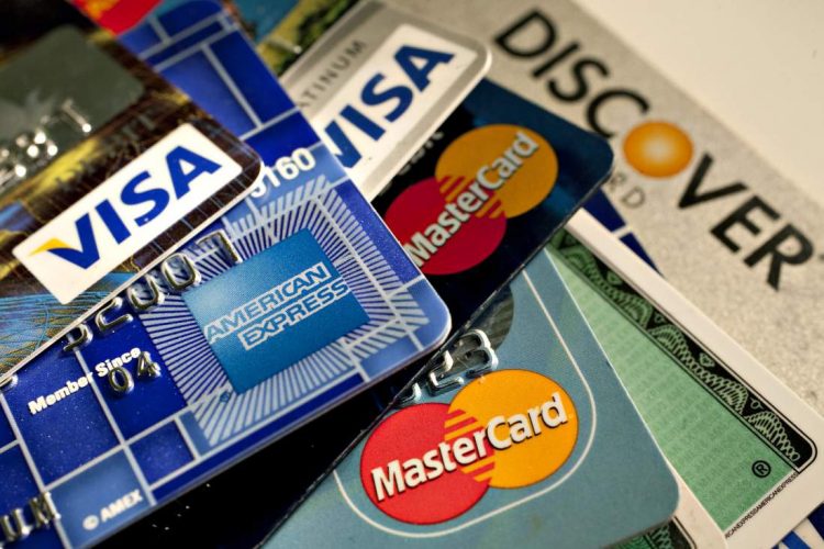 Điểm khác biệt giữa thẻ ATM, thẻ Napas và thẻ tín dụng.