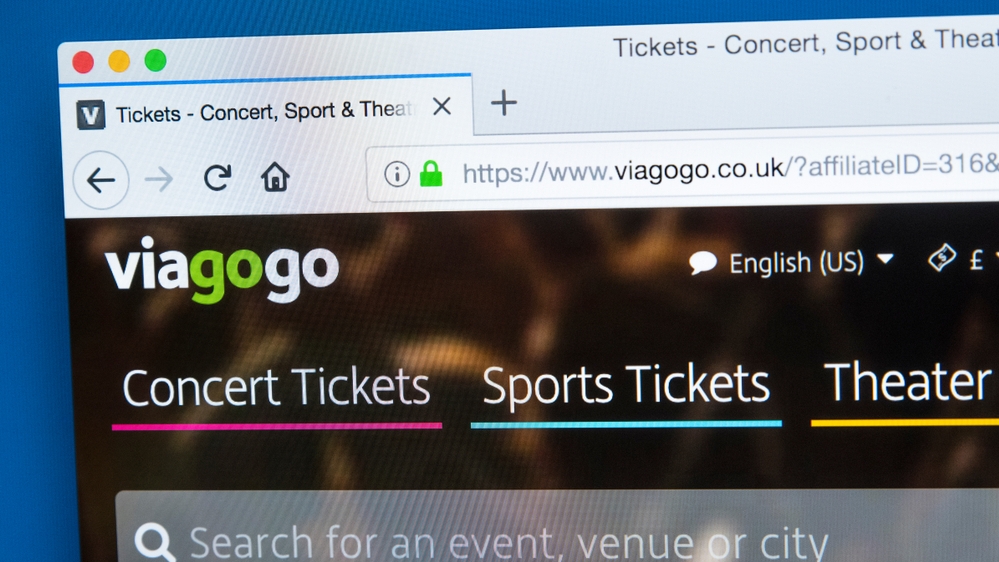 eBay bán lại StubHub cho Viagogo