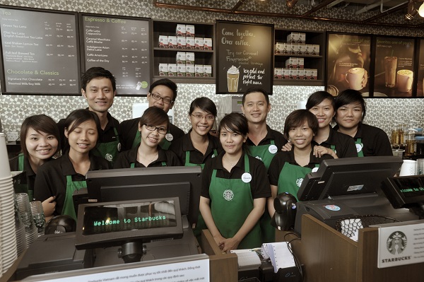 Câu chuyện thương hiệu của Starbucks đã dạy nước Mỹ cách uống cà phê như thế nào?- Ảnh 4.