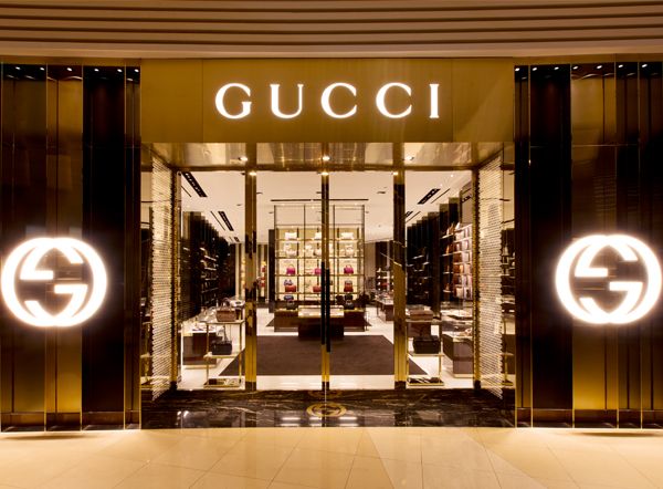 Gucci - biểu tượng của làng thời trang Ý