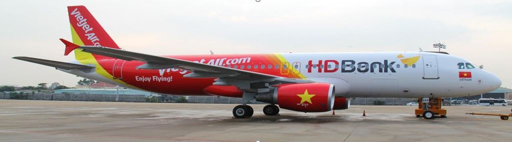 Hoạt động quảng cáo là một trong những nguồn doanh thu lớn của Vietjet Air