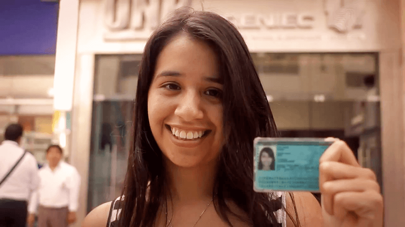 Chiếc thẻ "Happy ID" được giới trẻ Peru chia sẻ nhanh chóng mặt trên mạng xã hội, tạo nên thành công chung của chiến dịch