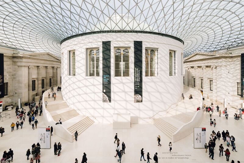 Nằm trong top những bảo tàng lớn nhất thế giới, Bảo tàng Anh là nơi cất giữ và trưng bày các tác phẩm nghệ thuật vô giá và những báu vật của mọi nền văn minh nhân loại trên thế giới
