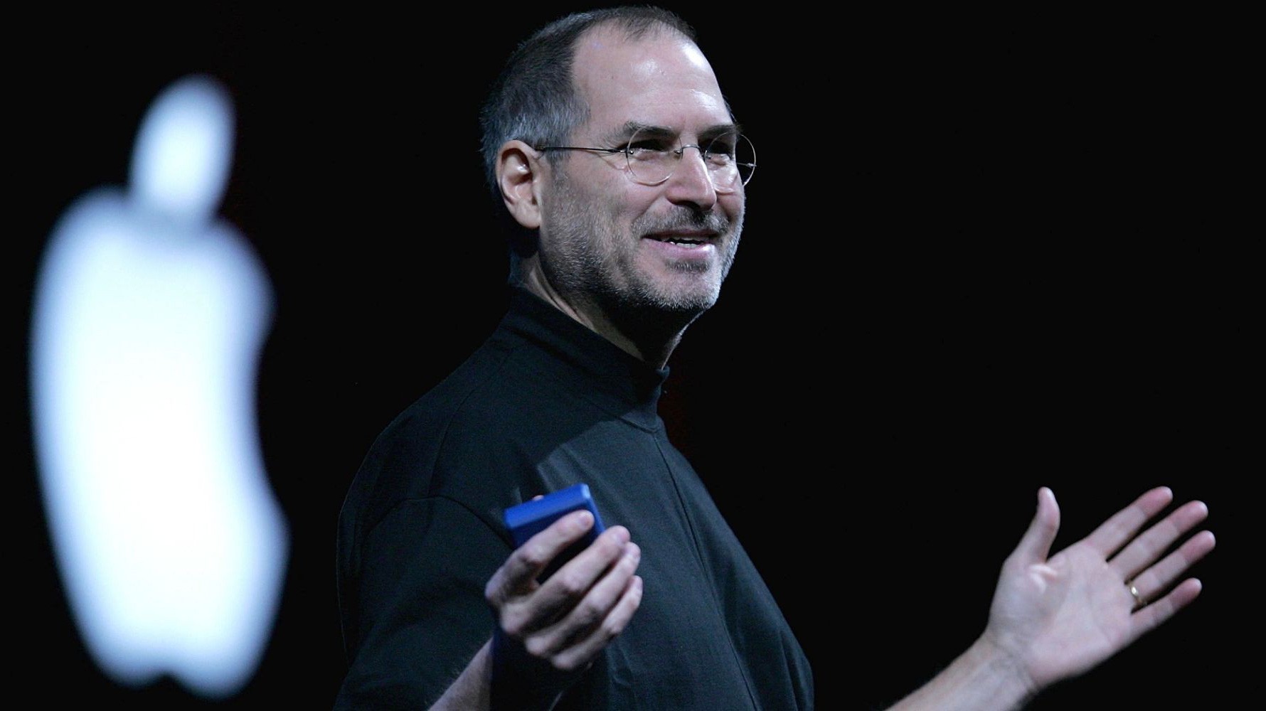Người sáng lập Apple – Steve Jobs trong chiếc áo 